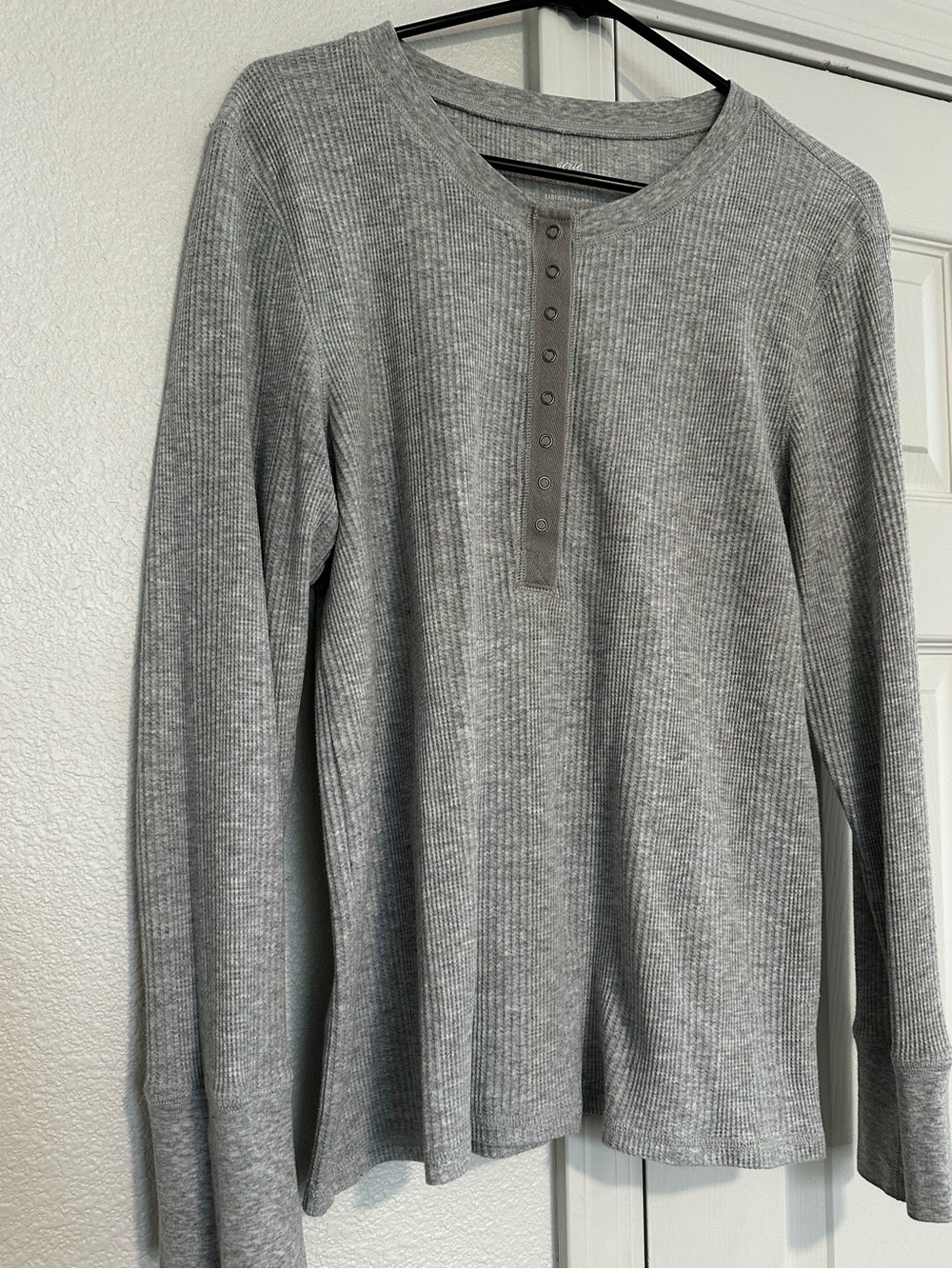 Aerie Henley